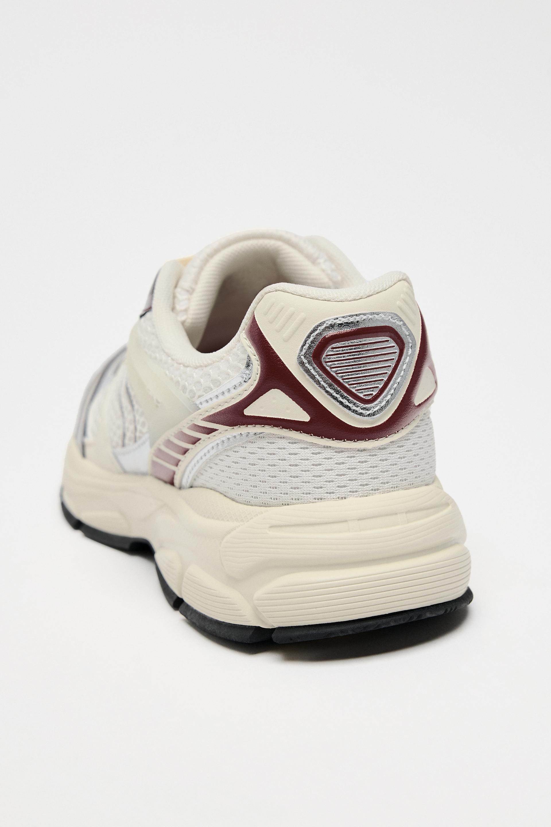 MESH RUNNING TRAINERS